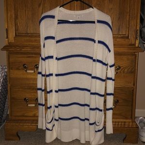 American Eagle cardigan